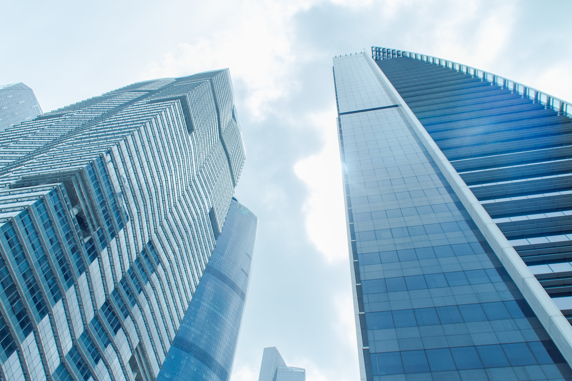 中關(guān)村科技園區(qū)豐臺(tái)園黨工委副書(shū)記、管委會(huì)主任張俊峰一行調(diào)研中建材信息